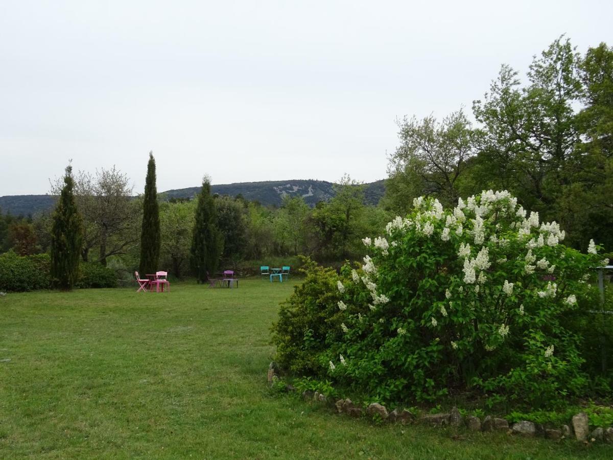 Cante Grillet Lacoste  Buitenkant foto